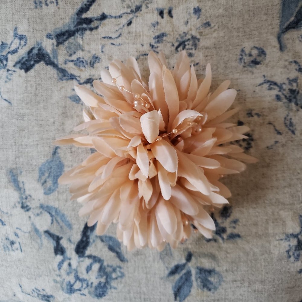 COPY - 6/$15: Flower Hair Piece, 5 inches